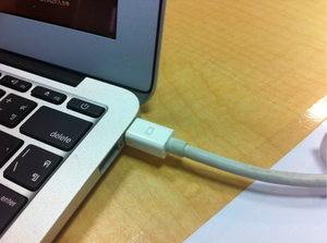 minidvplug.jpg